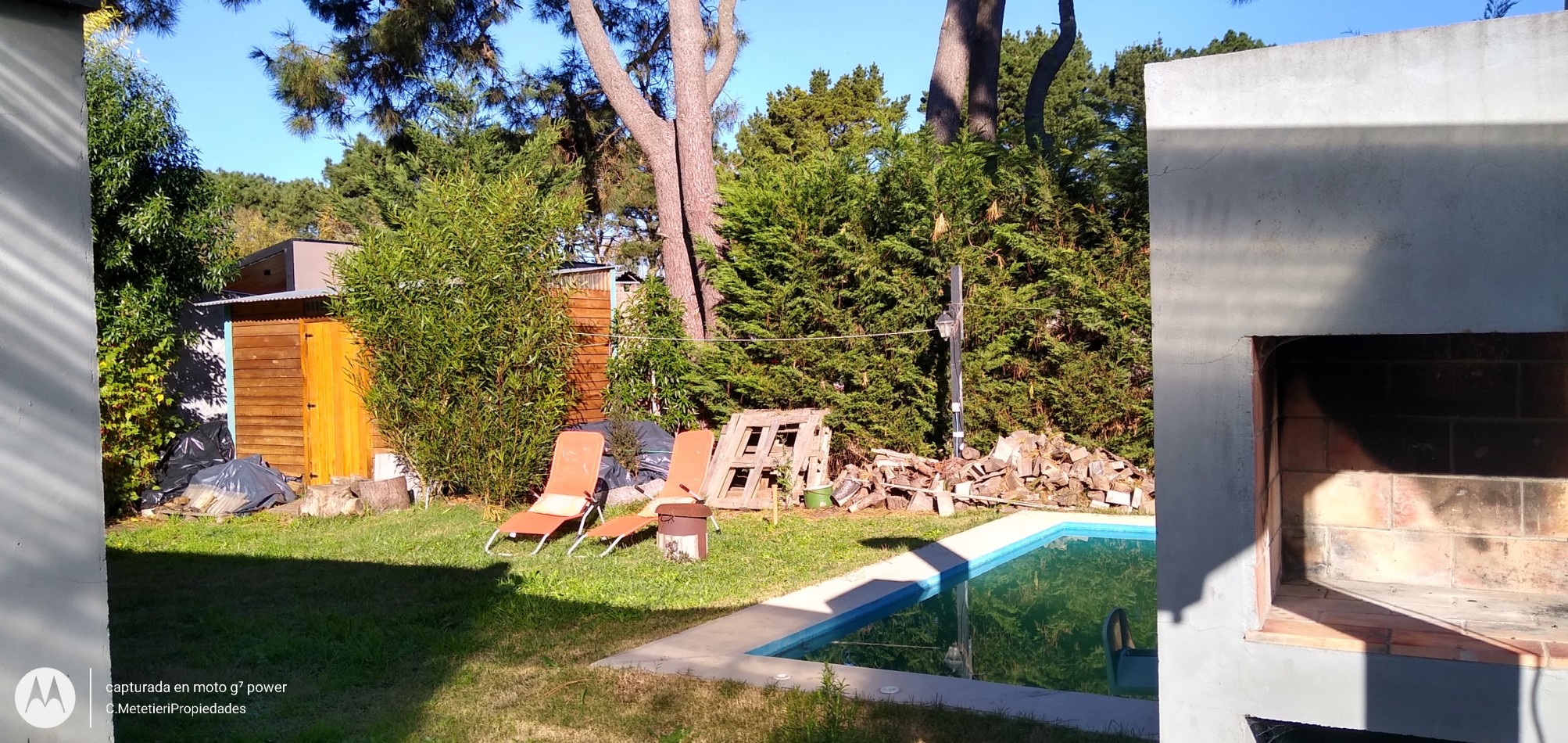 CASA 5 AMBIENTES 400 M2 FONDO CON PILETA EN LA CALETA