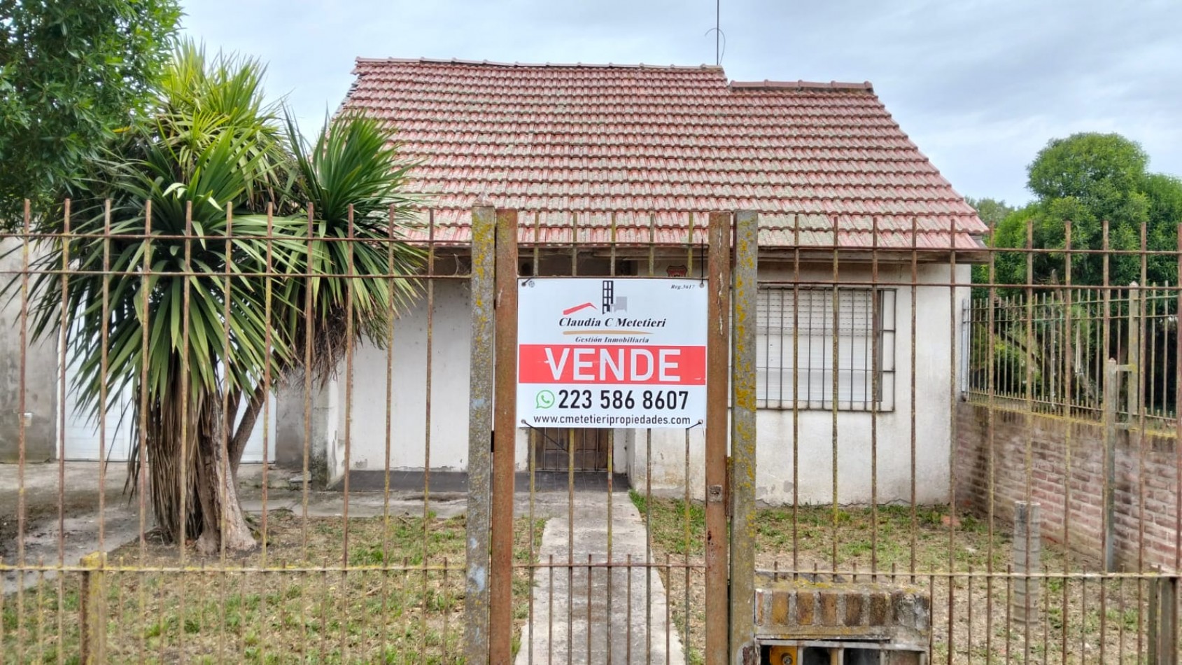 VENTA CASA 3 AMBIENTES  GARAGE PARQUE Y PARRILLA: 350M2 TOT.ZONA ALFAR