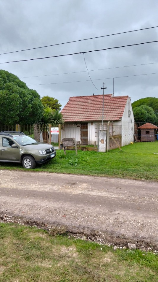 VENTA CASA 3 AMBIENTES  GARAGE PARQUE Y PARRILLA: 350M2 TOT.ZONA ALFAR