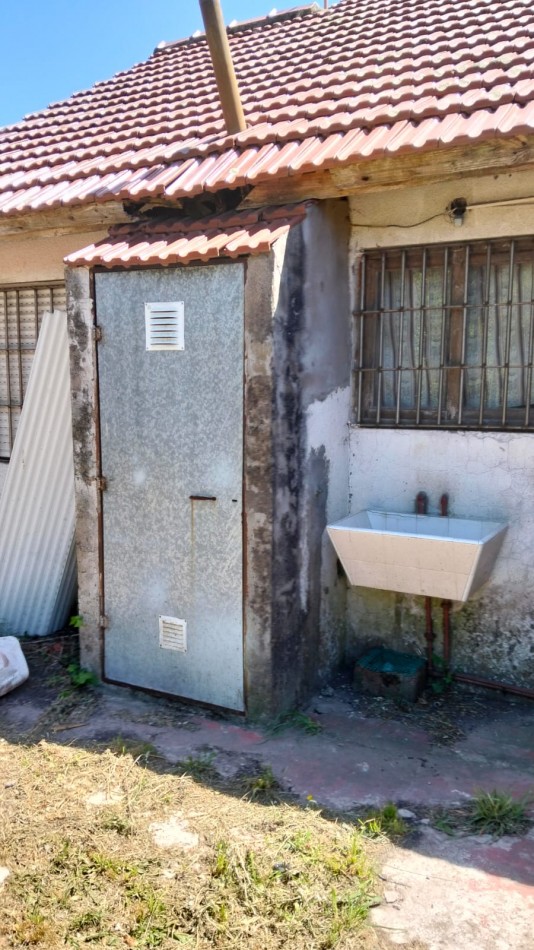 VENTA CASA 3 AMBIENTES  GARAGE PARQUE Y PARRILLA: 350M2 TOT.ZONA ALFAR