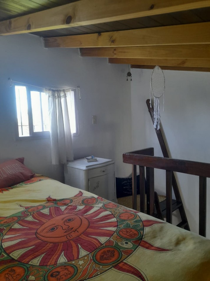CASA MONOAMBIENTE EN DUPLEX A DOS CUADRAS DEL MAR: PARA DOS PERSONAS: FARO